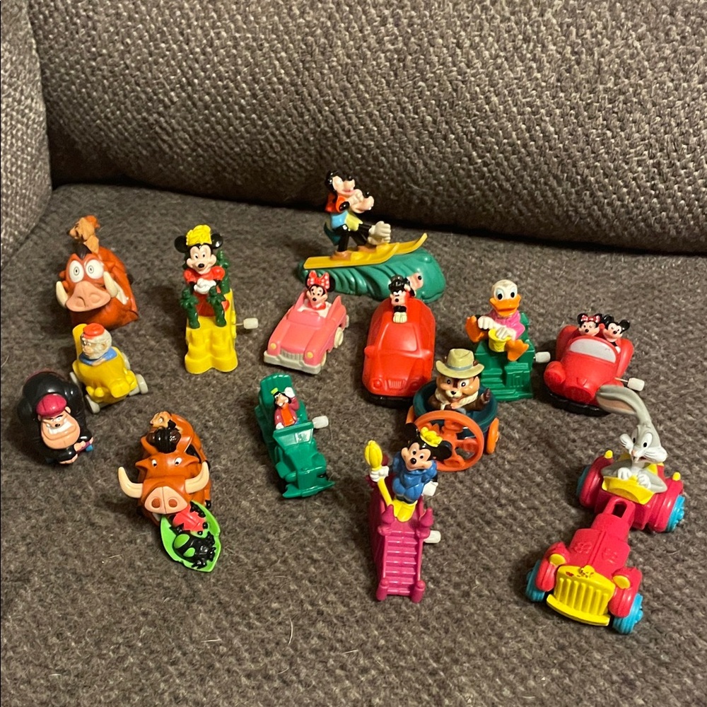 VINTAGE/Disney Colorful Character Vehicles 14 piece Set